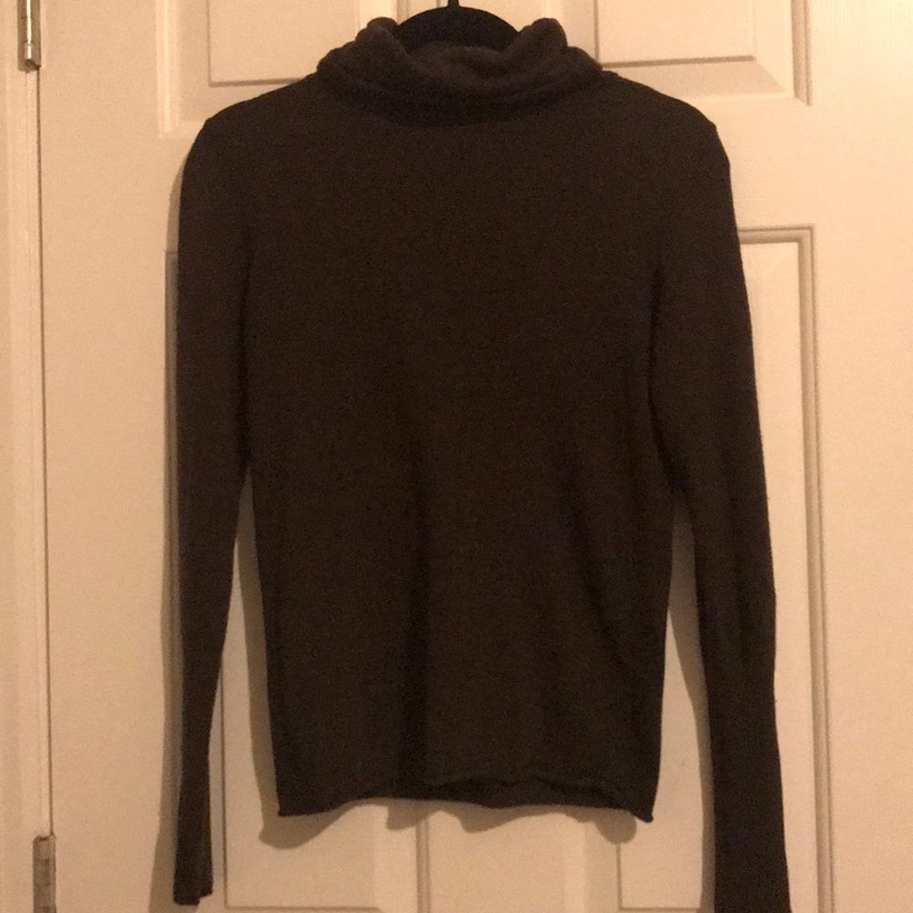 Brown turtle neck light sweater